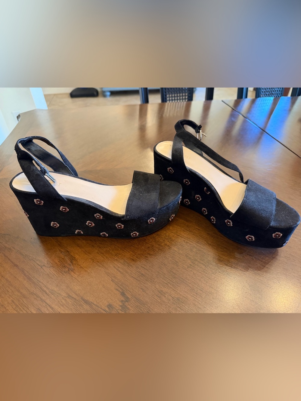 Nine West Black Floral Accent Platform Wedge Sandals